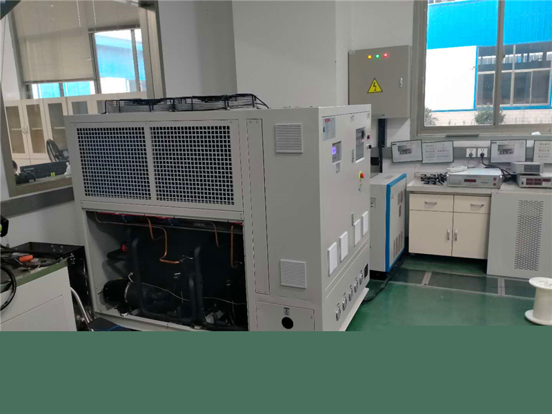 冷熱一體機